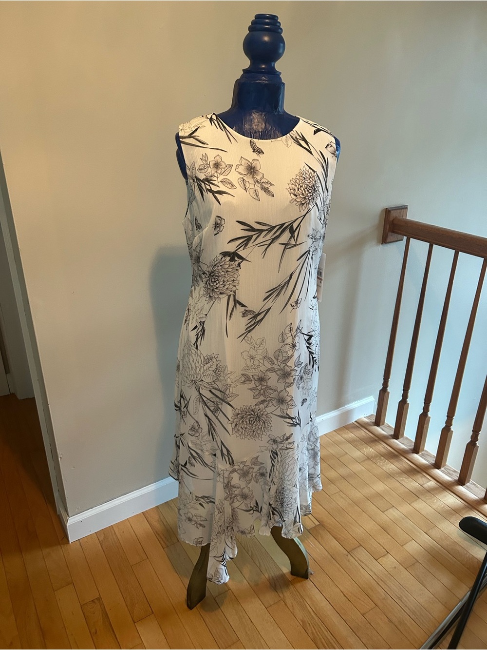Calvin Klein Black and White Floral Sleeveless Midi Dress